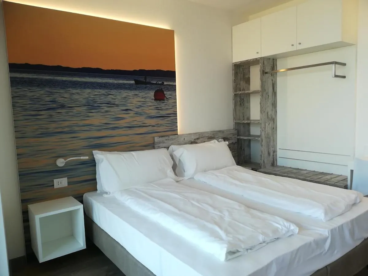 Locanda San Marco Bed & Breakfast Torri Del Benaco 2*,  Italy