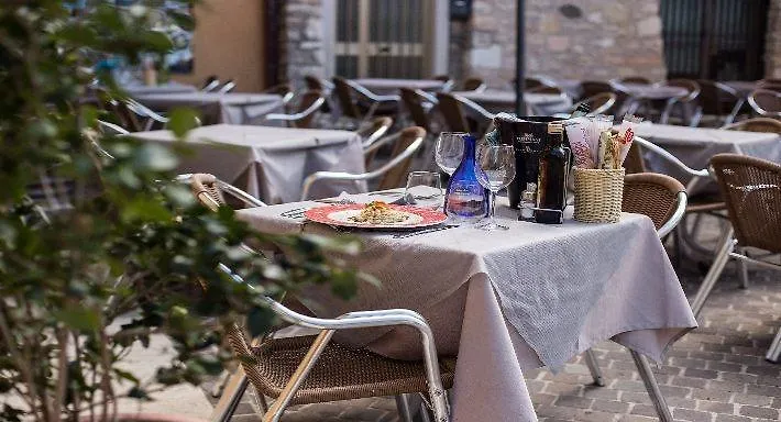 Locanda San Marco Torri Del Benaco 2*,