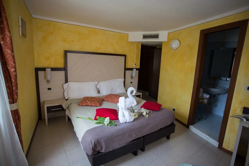 Bed and Breakfast Locanda San Marco Торри-дель-Бенако 2*,