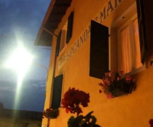 Locanda San Marco Bed & Breakfast Torri Del Benaco 2*,  Italy